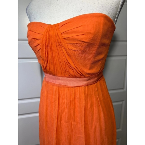 Elegant Orange Strapless Dress - Picture 4 of 4